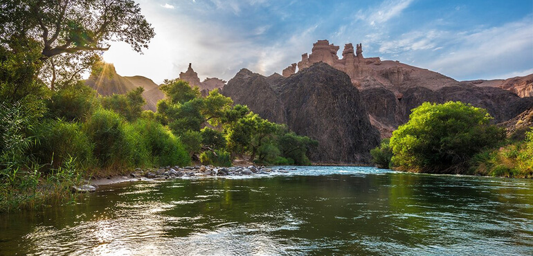 THE CHARYN CANYON TOUR