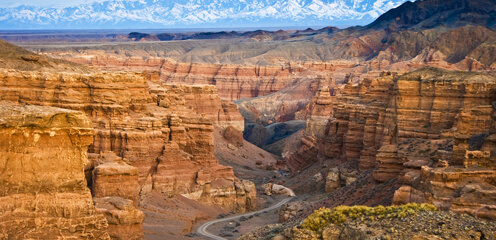 Charyn Canyon Tour