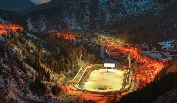 Skating at «Medeu» mountain rink 